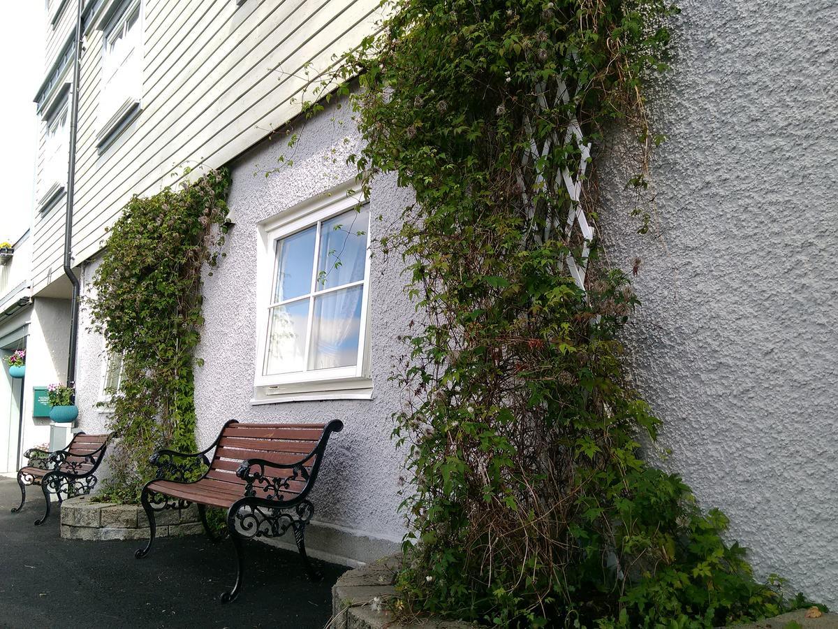 Berg Apartments Svolvær Exterior photo
