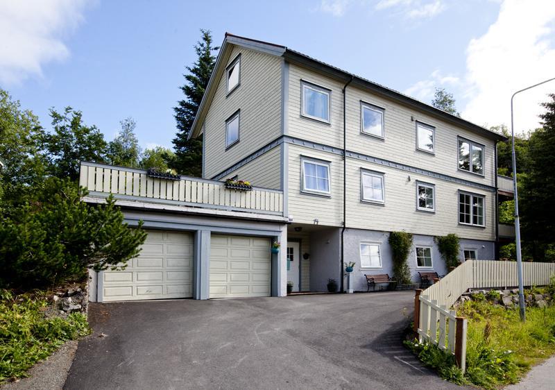 Berg Apartments Svolvær Exterior photo